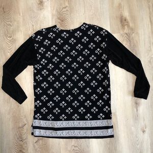 BLACK STRETCH VELVET LV TOP